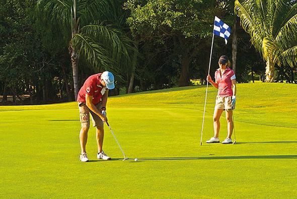 academia de golf riviera maya